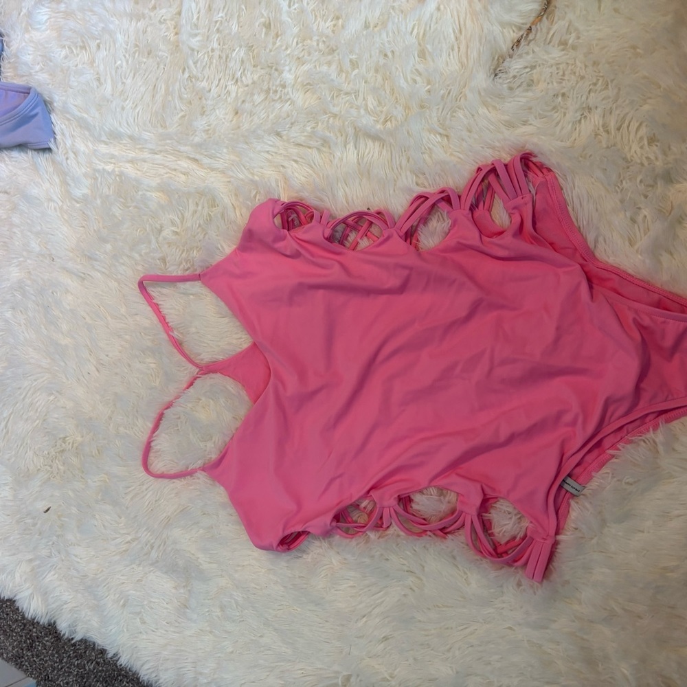 Body Glove Pink Women's One Piece Swimsuit